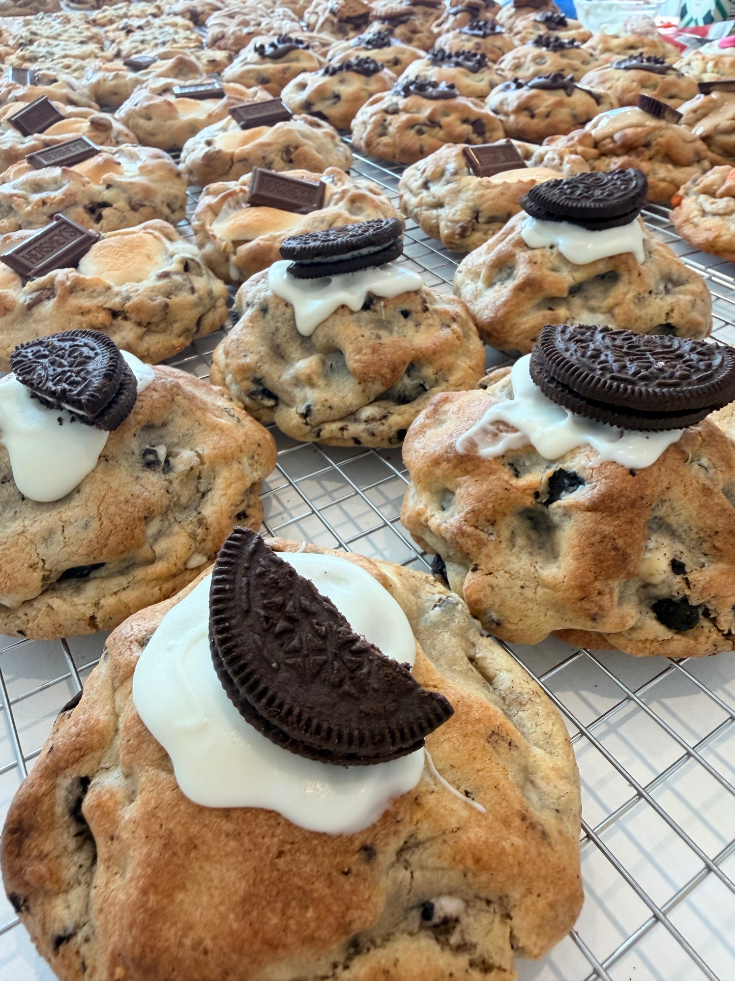 The Weekly Cookie Drop Box ✨Chose flavors in text box below